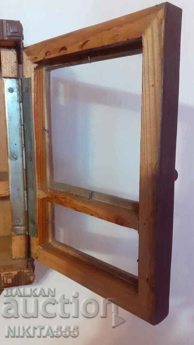 An old wooden watch case - 5 An old wooden watch case - 5