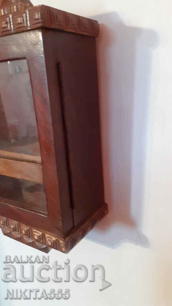 An old wooden watch case - 6 An old wooden watch case - 6