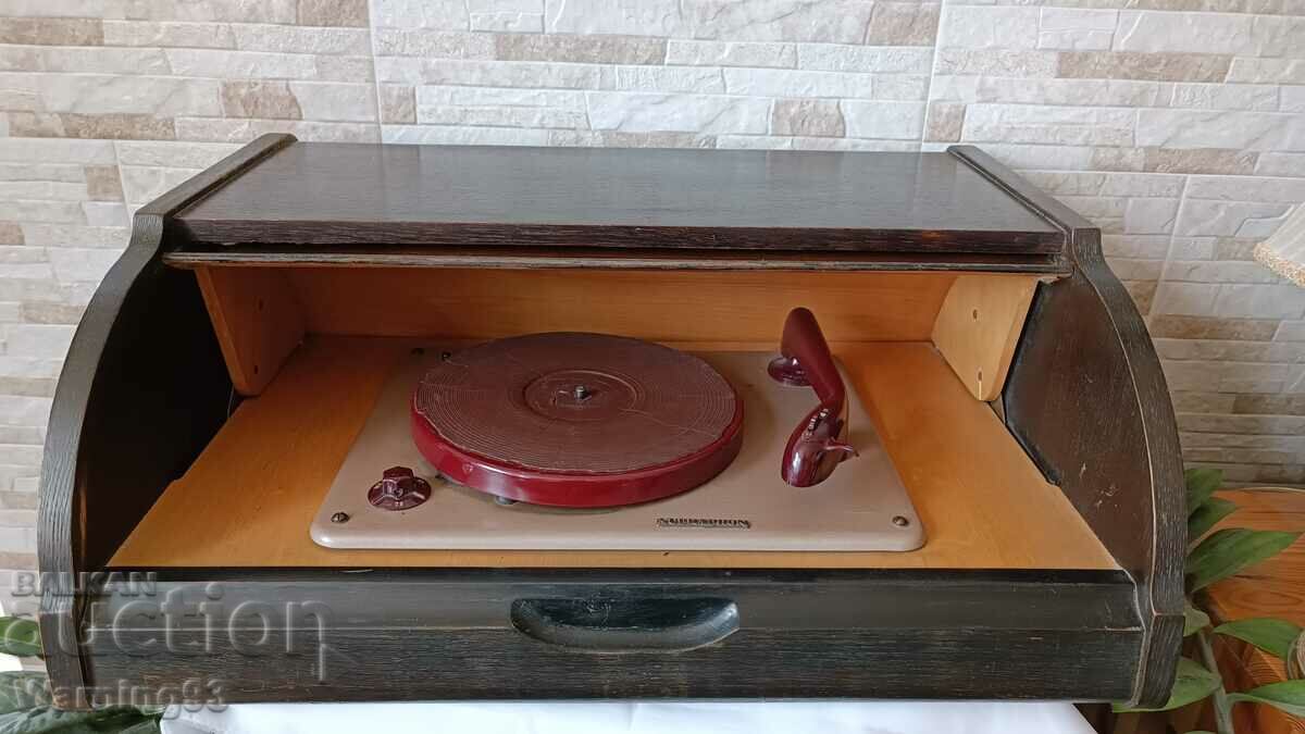 Old turntable SUPRAHON H17-50 - Made in Czechoslovakia -1956