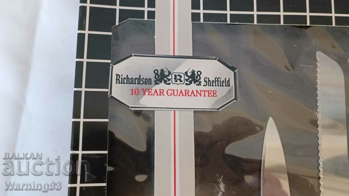 Delivery of Set of kitchen knives - Richardson Sheffield - 5 pcs. Delivery of Set of kitchen knives - Richardson Sheffield - 5 pcs.