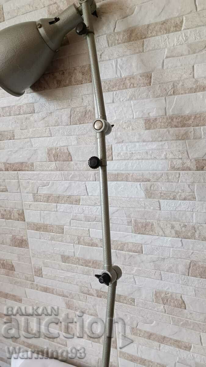 Auction Industrial lamp from a lathe with breaking arms - Bulgarian Auction Industrial lamp from a lathe with breaking arms - Bulgarian