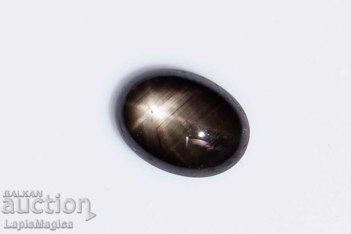 Black Star Sapphire 1,23ct Caboșon oval cu 6 raze