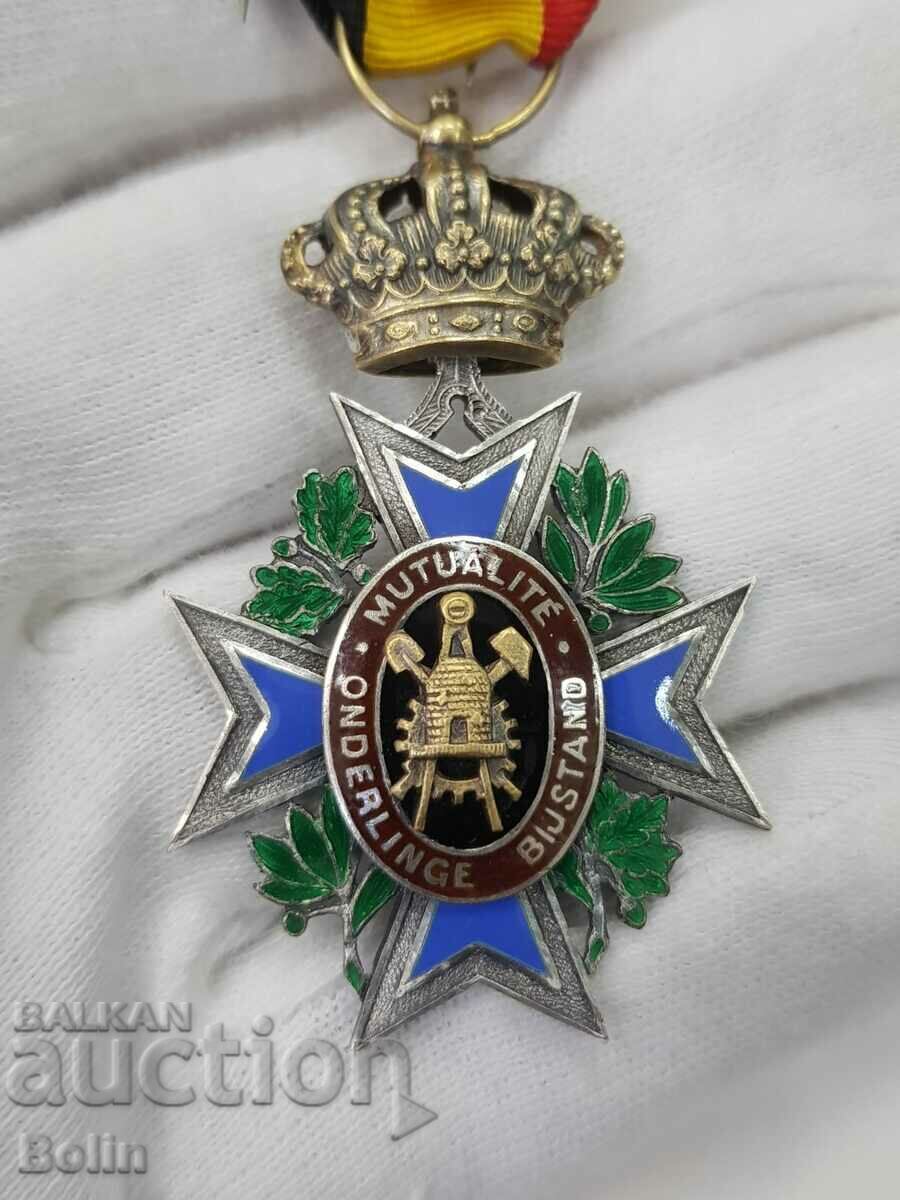 A beautiful Belgian order medal with enamel 4th class with price 95.00 BGN | € 48.57 A beautiful Belgian order medal with enamel 4th class with price 95.00 BGN | € 48.57