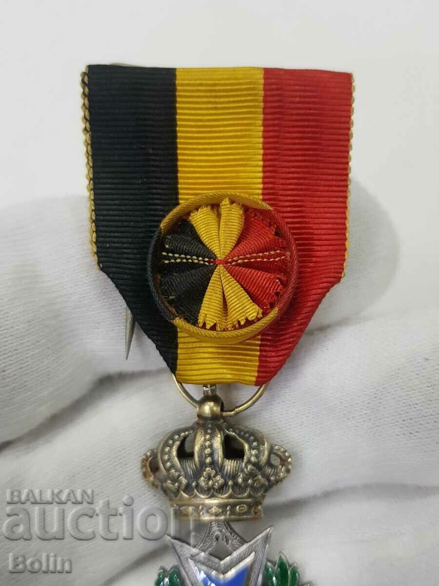 Delivery of A beautiful Belgian order medal with enamel 4th class Delivery of A beautiful Belgian order medal with enamel 4th class