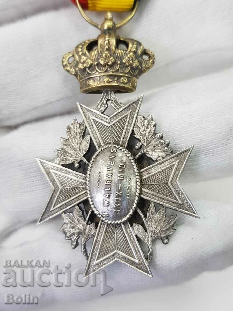 A beautiful Belgian order medal with enamel 4th class - 5 A beautiful Belgian order medal with enamel 4th class - 5