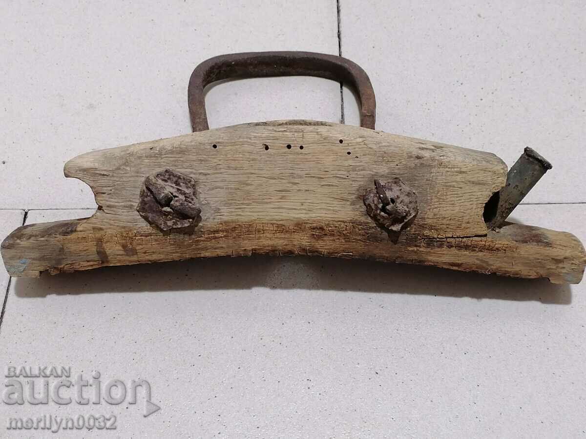 Delivery of Part of buckel, baklitsa, barrel, wooden, wrought iron Delivery of Part of buckel, baklitsa, barrel, wooden, wrought iron