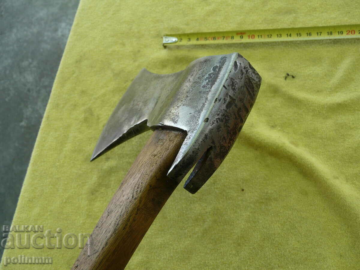 Licitație Vechea topor austriac - 390 Licitație Vechea topor austriac - 390