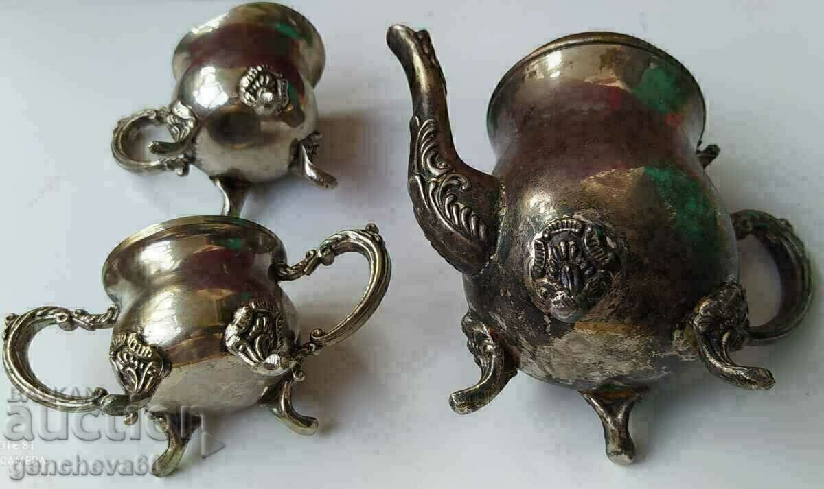 Antique teapot, sugar bowl, cup, brass set with price 50.00 BGN | € 25.56 Antique teapot, sugar bowl, cup, brass set with price 50.00 BGN | € 25.56