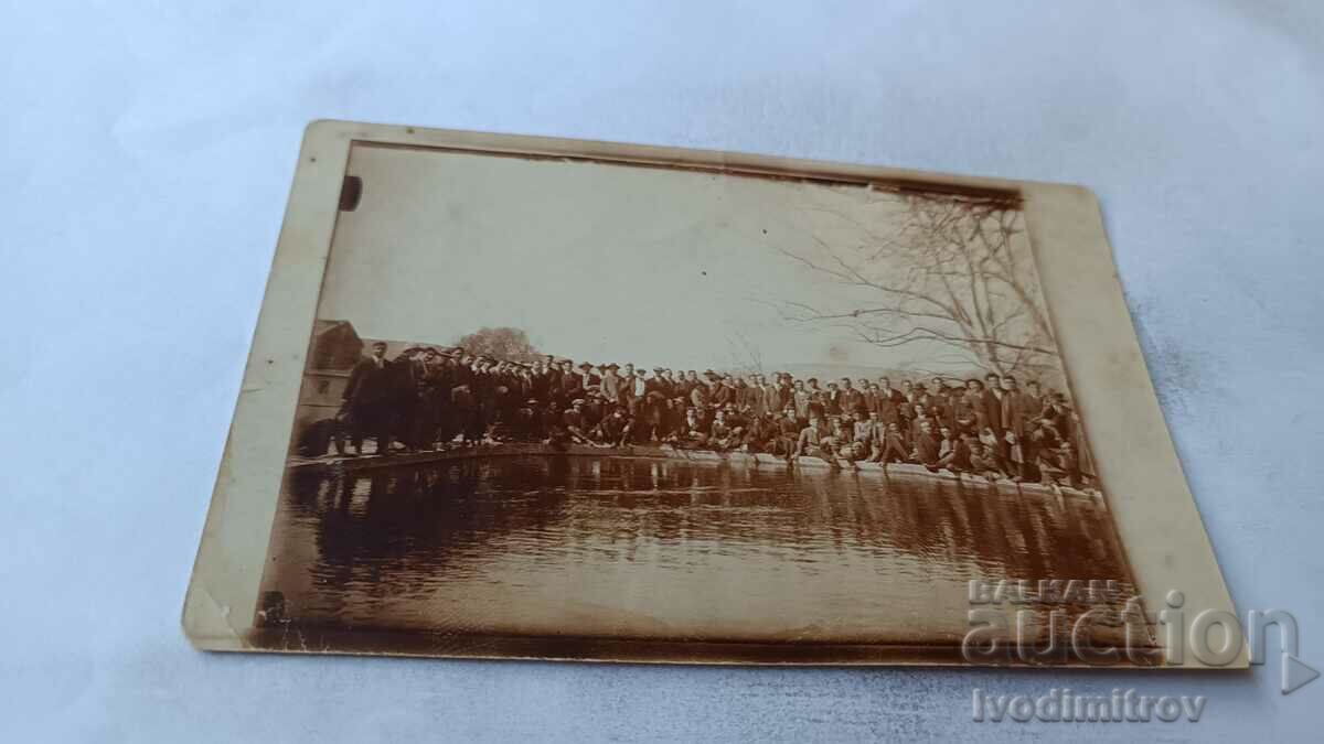 Photo Young men and women at the Devnen springs, 1925
