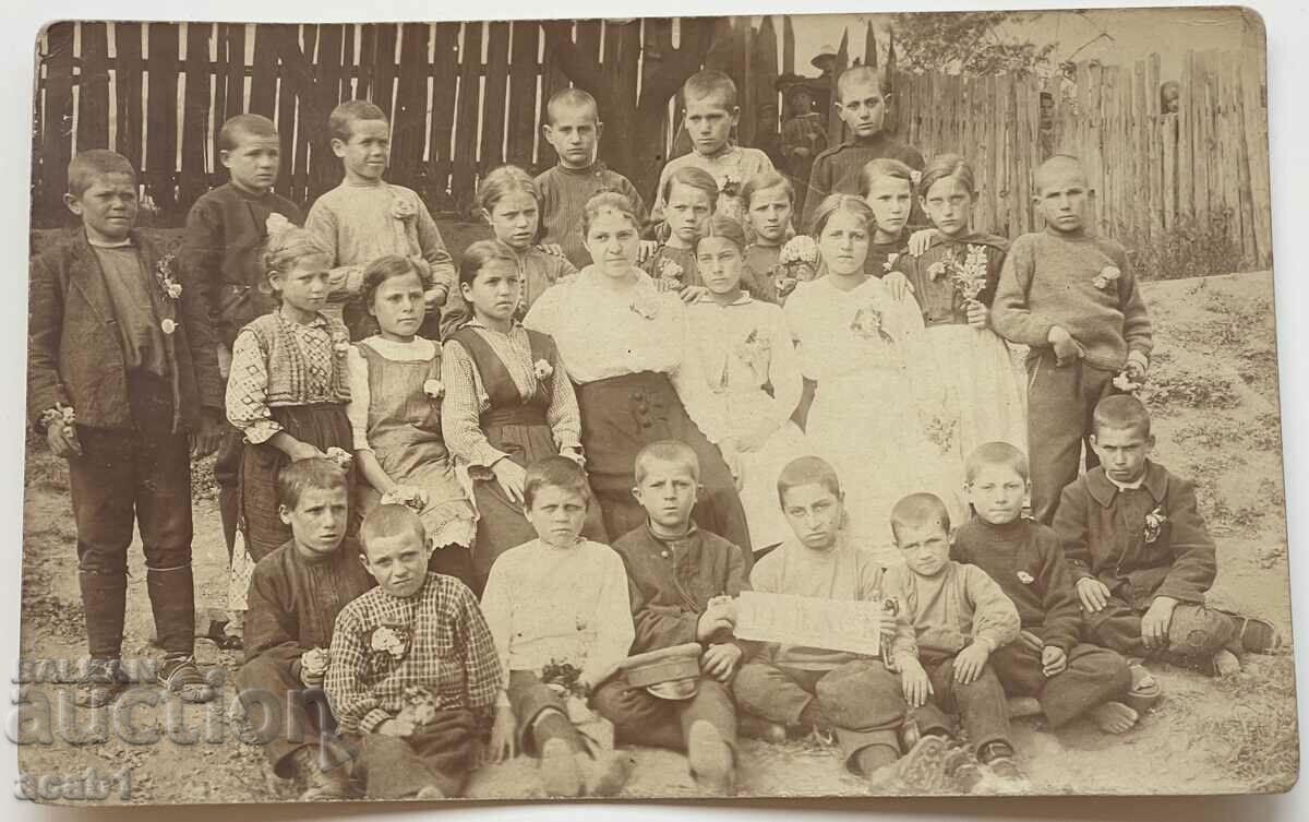 satul Rila Elevii 1918/19