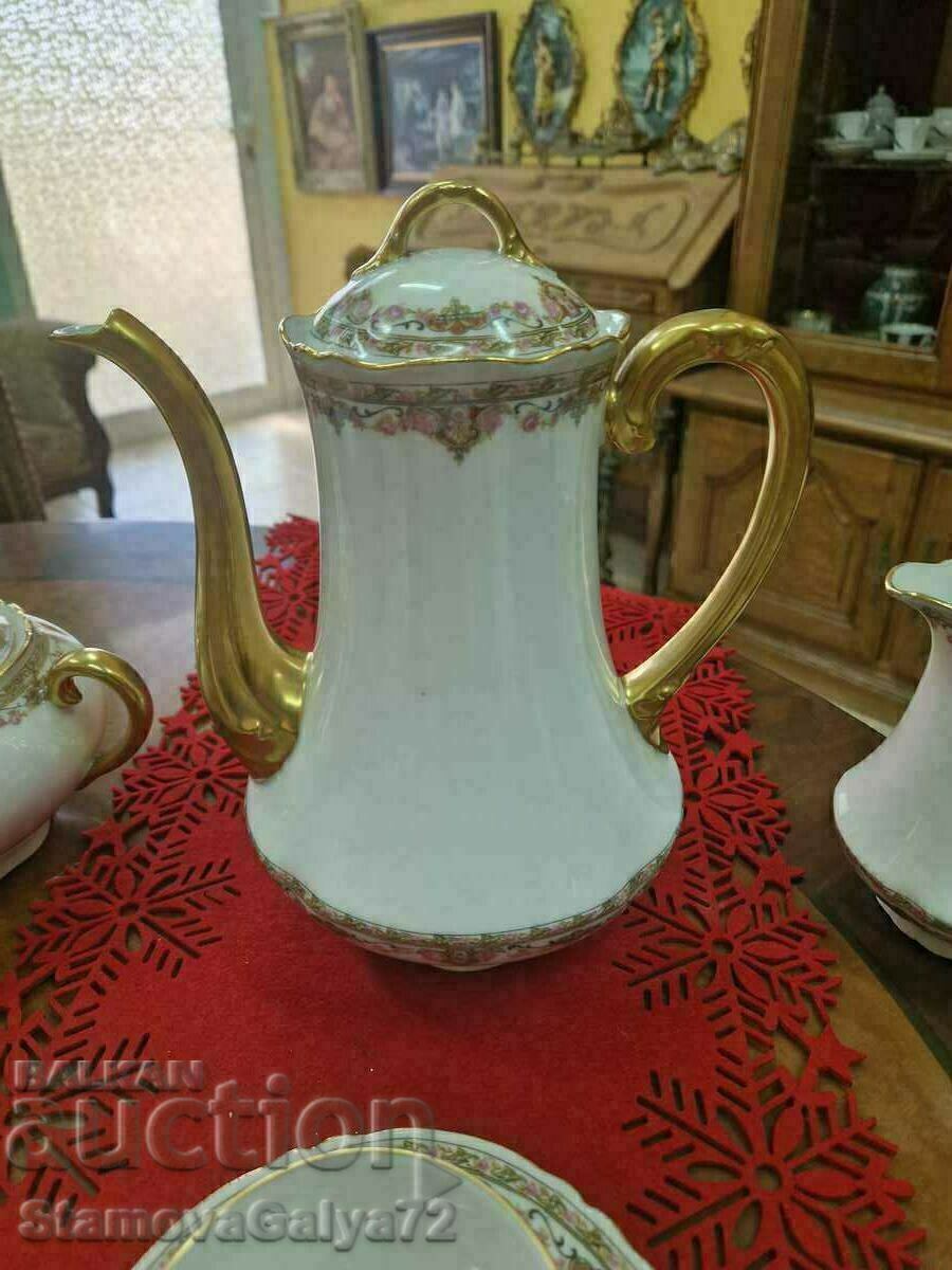 Delivery of Unique antique French service Limoges (Limoges)