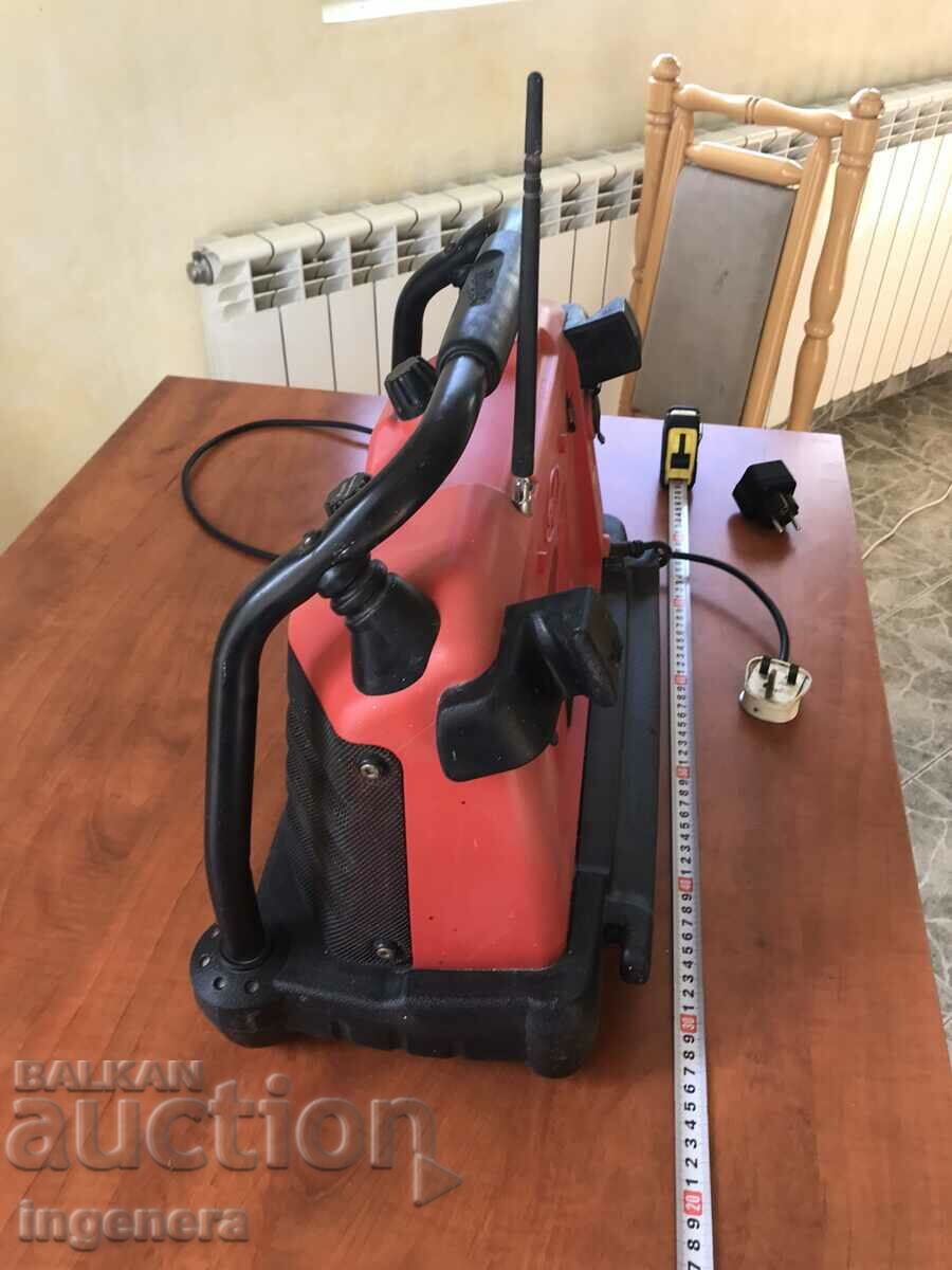 Auction RADIO "Milwaukee" WORKS Auction RADIO "Milwaukee" WORKS