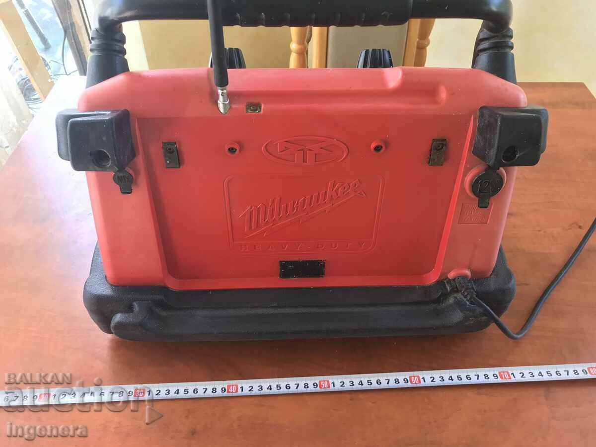 RADIO "Milwaukee" WORKS - 6 RADIO "Milwaukee" WORKS - 6