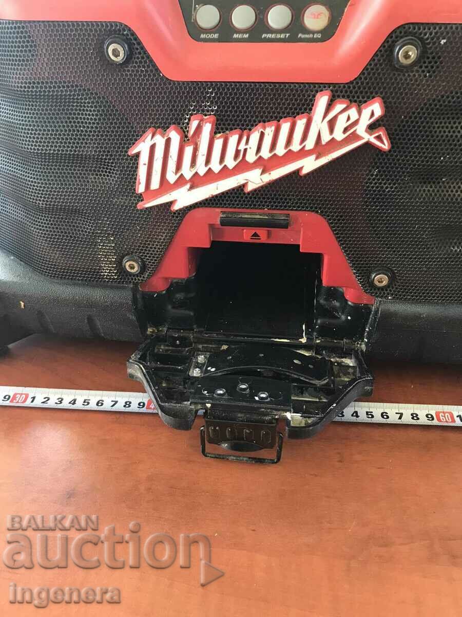 RADIO "Milwaukee" WORKS - 7 RADIO "Milwaukee" WORKS - 7