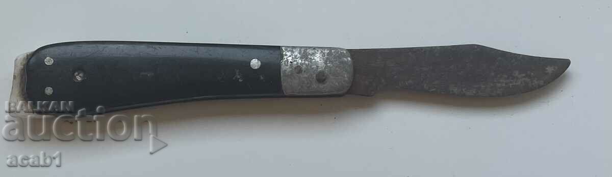 Delivery of An old folding knife Delivery of An old folding knife