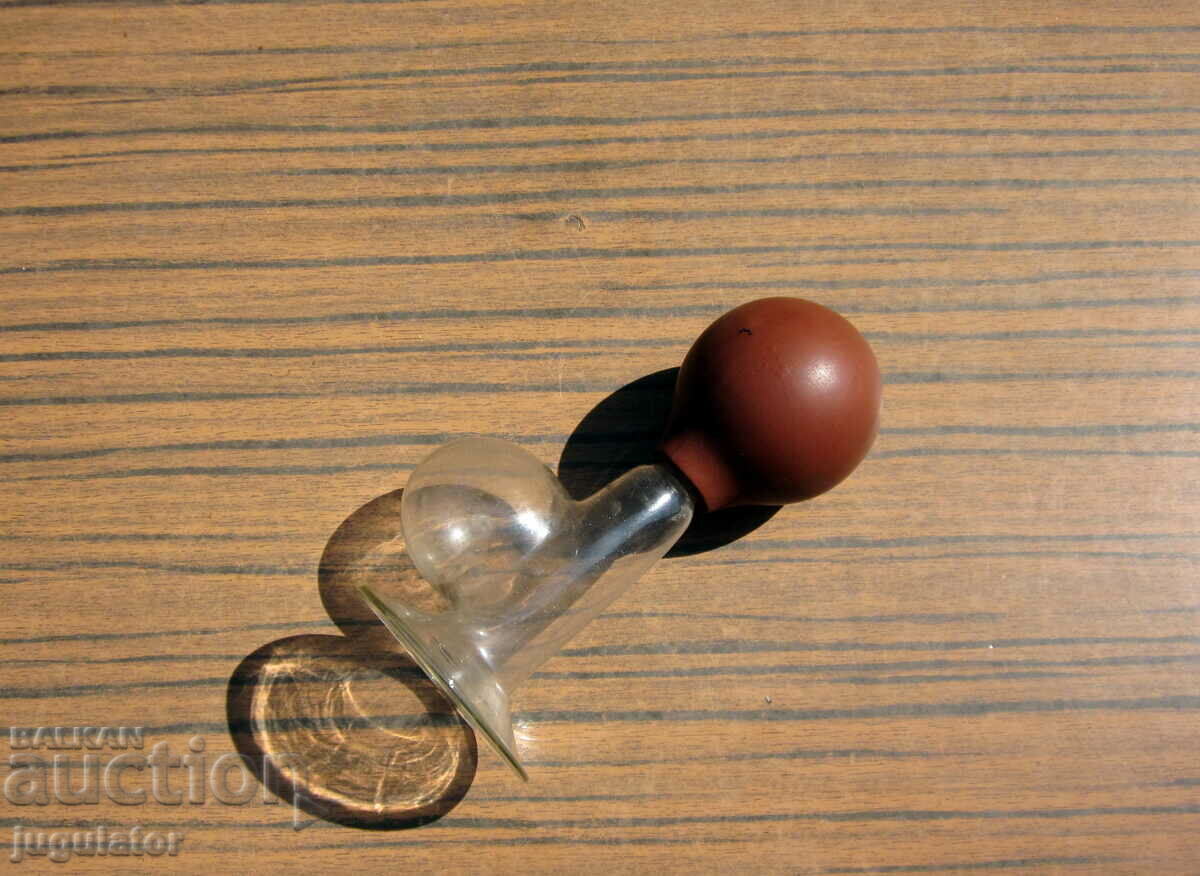 Аукцион стара медицинска стъклена дамска помпа за изцеждане Аукцион стара медицинска стъклена дамска помпа за изцеждане
