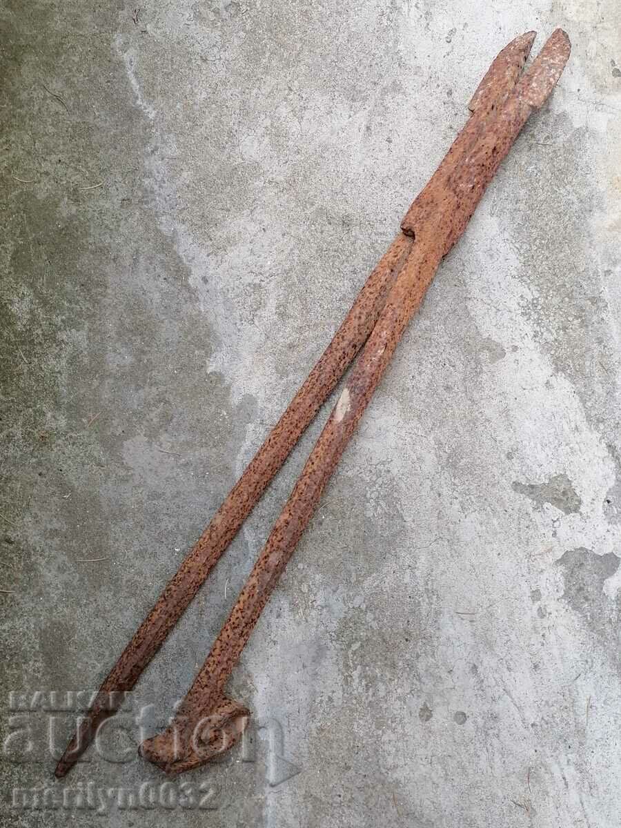 Old woodworking cooper's tool lathe matcap drill with price 79.00 BGN | € 40.39 Old woodworking cooper's tool lathe matcap drill with price 79.00 BGN | € 40.39