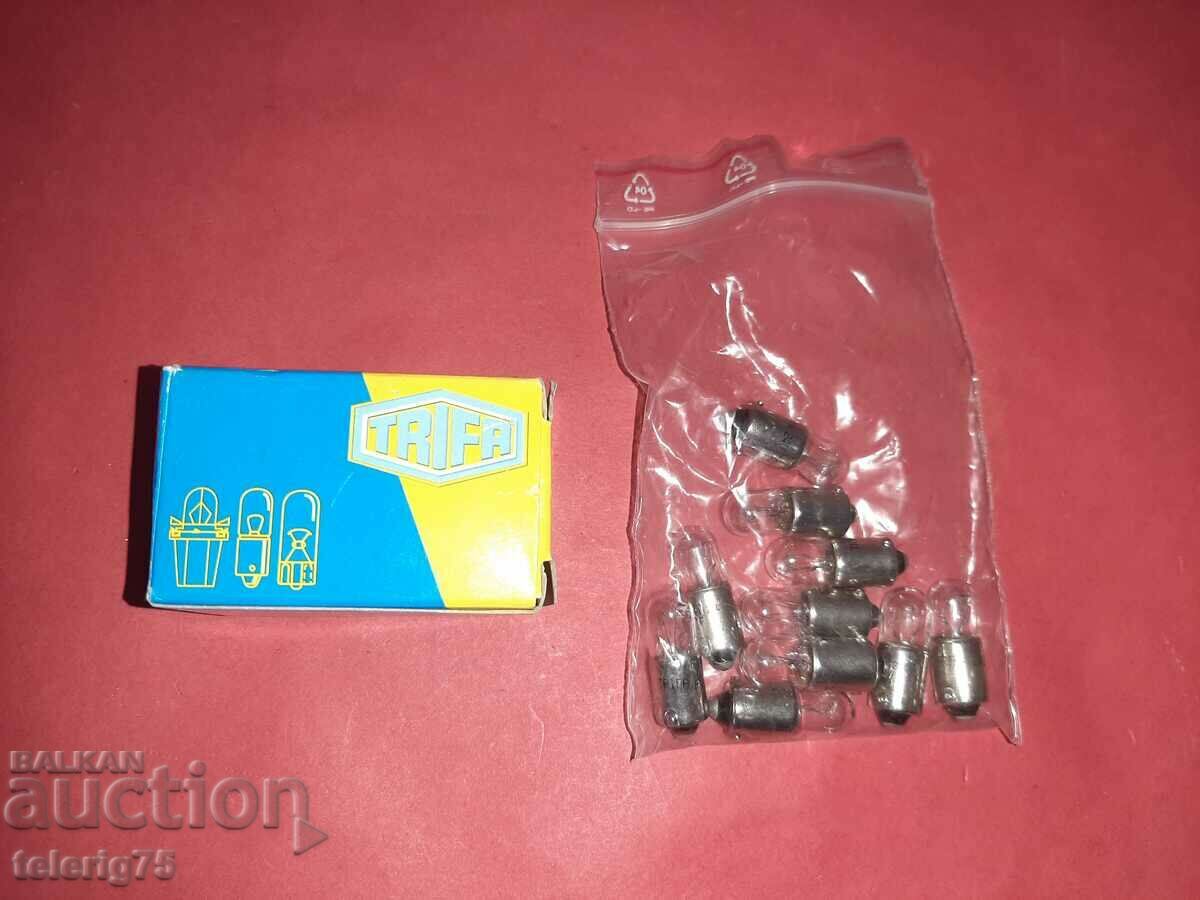 German Car Bulbs TRIFA-T4W,24V,4W,BA9s-10 pcs. with price 15.00 BGN | € 7.67 German Car Bulbs TRIFA-T4W,24V,4W,BA9s-10 pcs. with price 15.00 BGN | € 7.67
