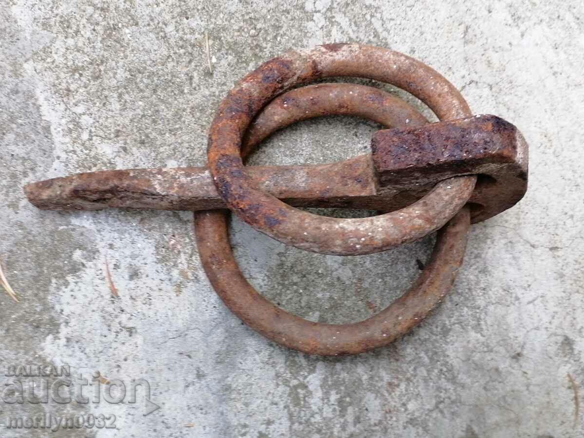 Delivery of Metal rings, wrought iron for a wagon Delivery of Metal rings, wrought iron for a wagon