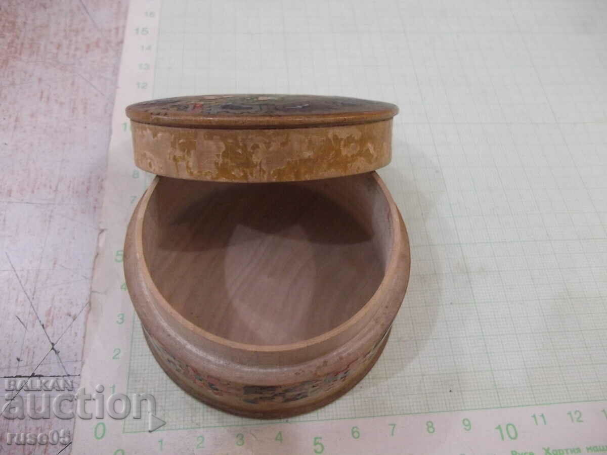 Στρογγυλό παλιό ξύλινο κουτί - 5 Στρογγυλό παλιό ξύλινο κουτί - 5