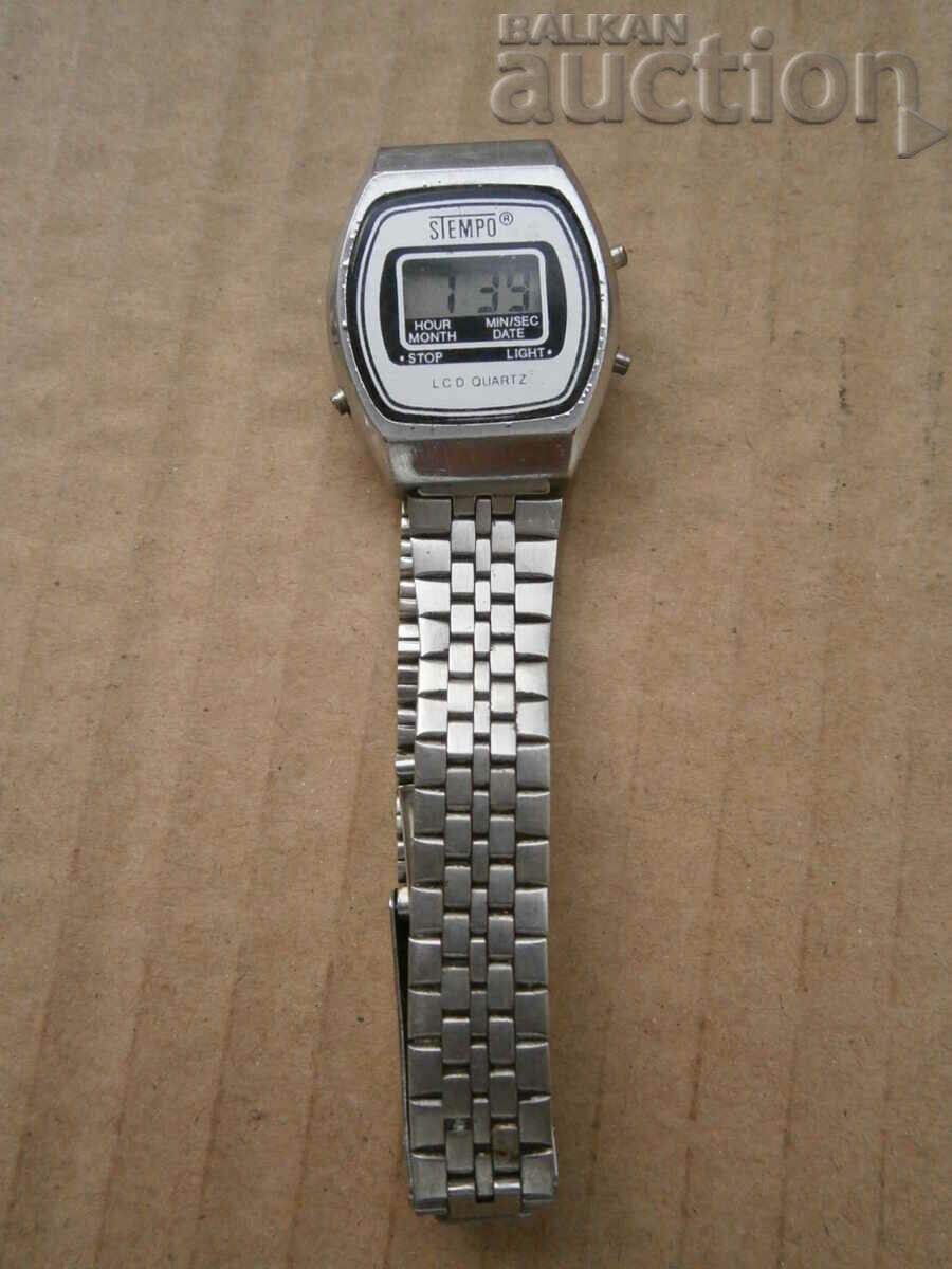 STEMPO retro vintage electronic watch