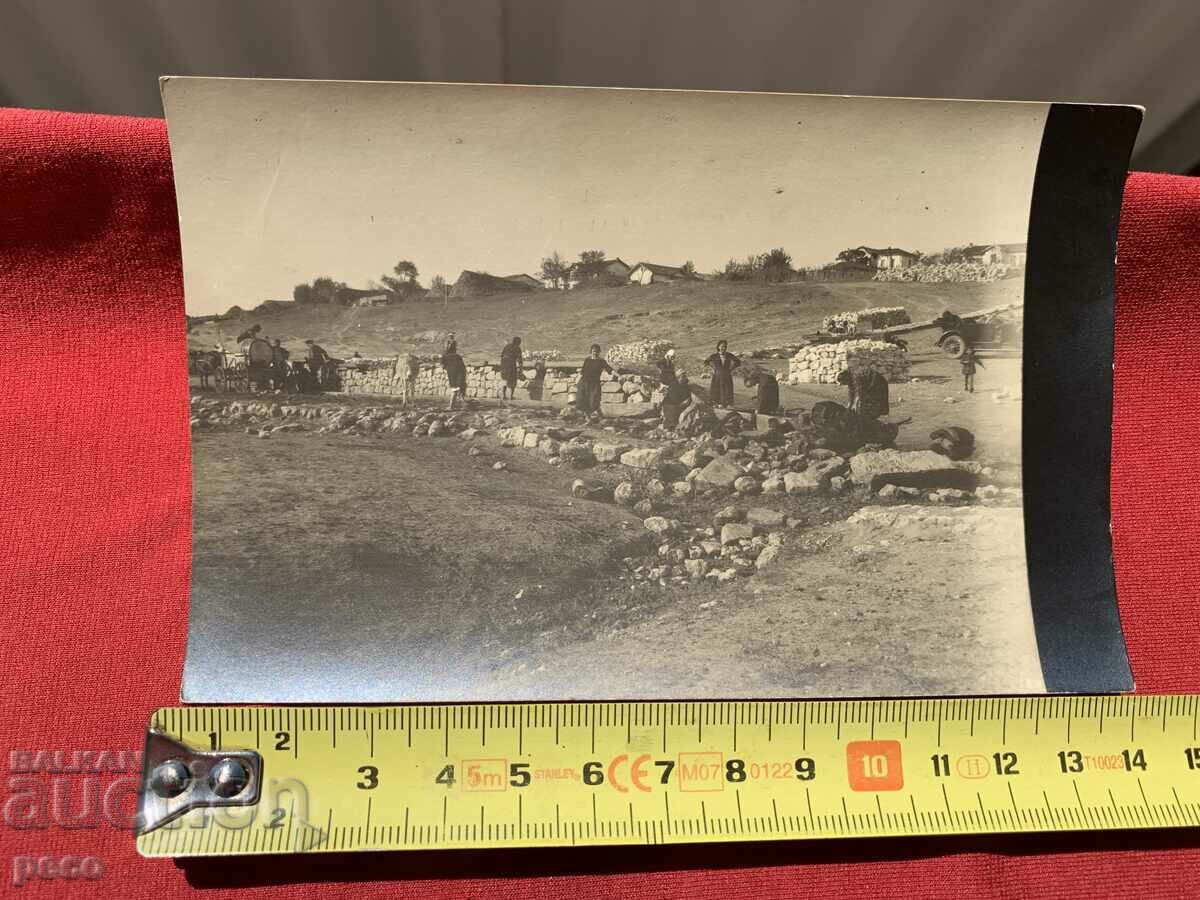 At the Bit and culture fountain, an old photo - 6 At the Bit and culture fountain, an old photo - 6