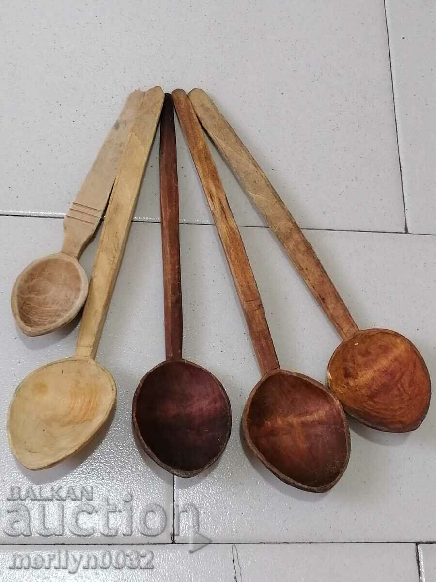 Old wooden spoon 5 wooden spoons, with price 46.00 BGN | € 23.52 Old wooden spoon 5 wooden spoons, with price 46.00 BGN | € 23.52