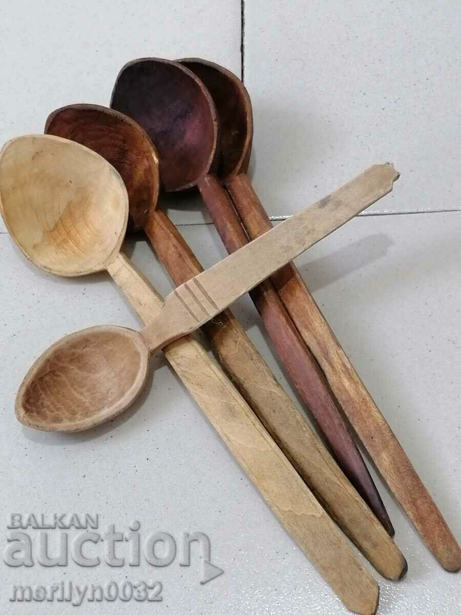 Old wooden spoon 5 wooden spoons, - 5 Old wooden spoon 5 wooden spoons, - 5