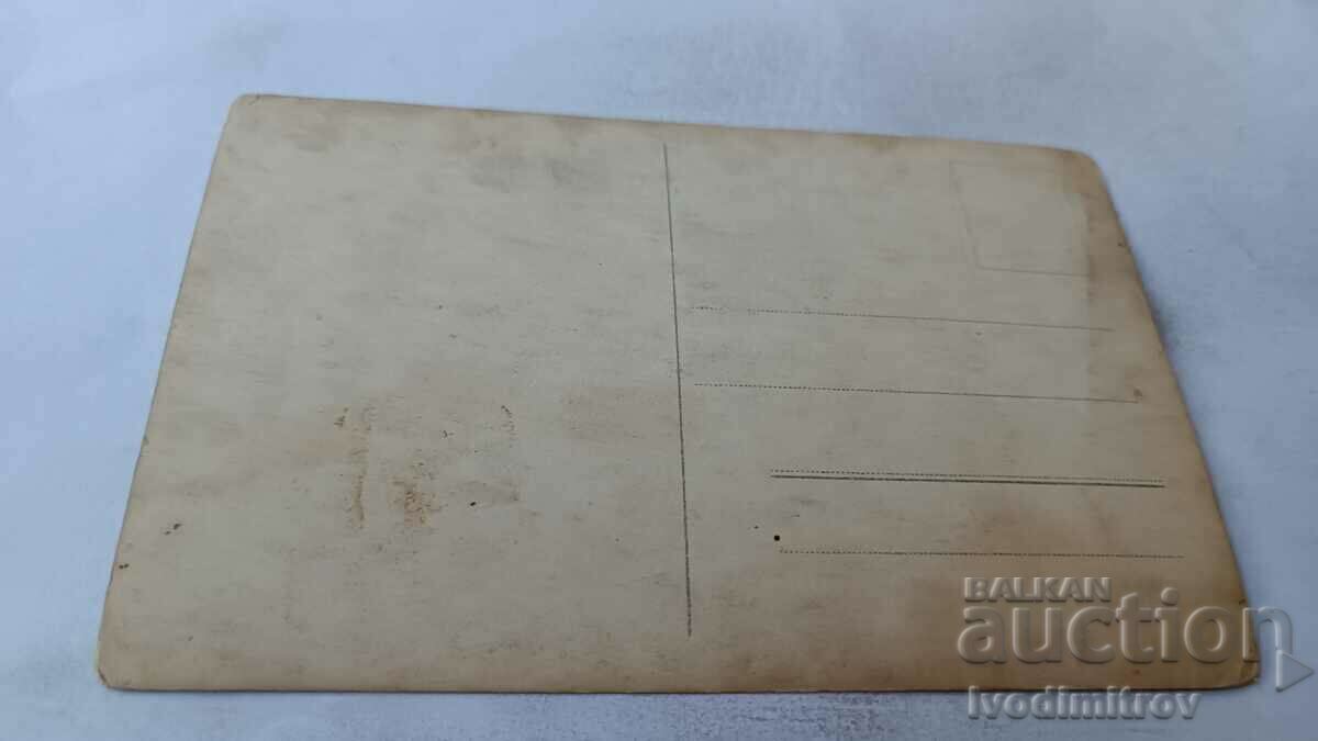 Αξιωματικοί φωτογραφιών με τιμή 2.45 BGN | € 1.25