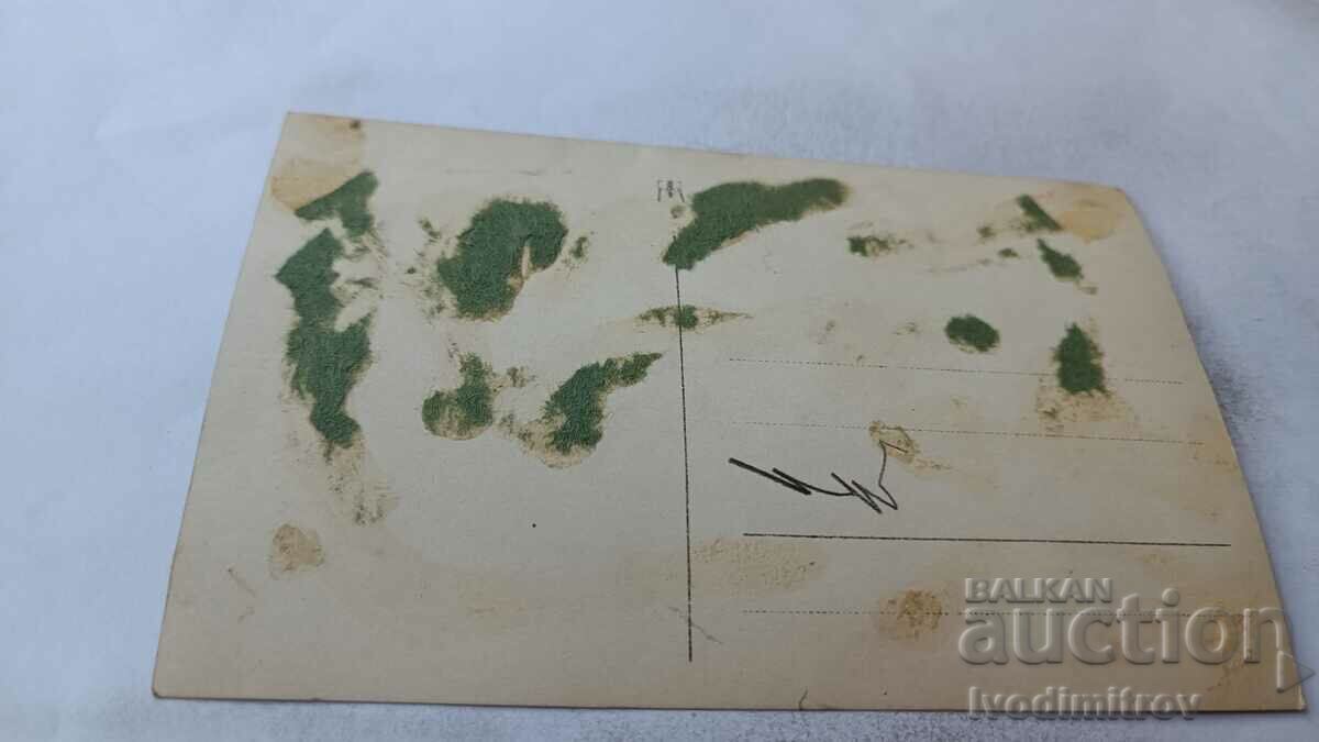 Photo Men next to two generators Rock Isvman with price 2.65 BGN | € 1.35 Photo Men next to two generators Rock Isvman with price 2.65 BGN | € 1.35