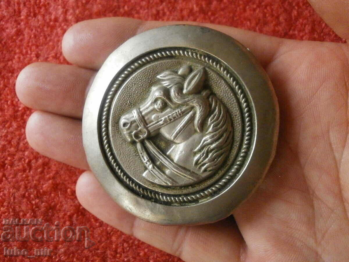 СТАРА АПЛИКАЦИЯ ОТ КОНСКА СБРУЯ