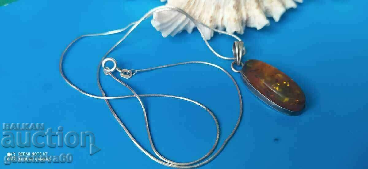 Silver chain with natural amber pendant