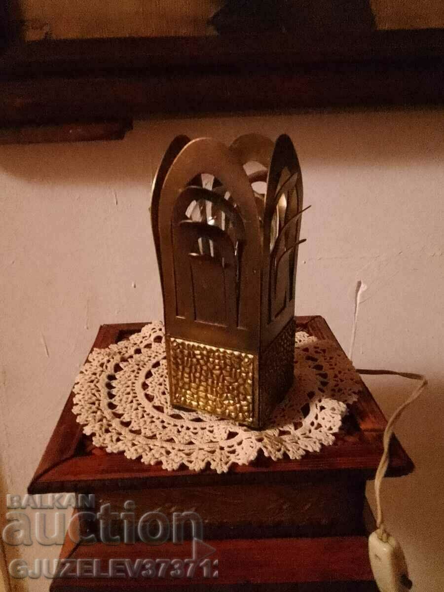 Αναμνηστικό νυχτερινό φωτιστικό "Kamelyok" από την εποχή των μακρινών σεντ - 5 Αναμνηστικό νυχτερινό φωτιστικό "Kamelyok" από την εποχή των μακρινών σεντ - 5