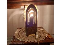 Αναμνηστικό νυχτερινό φωτιστικό "Kamelyok" από την εποχή των μακρινών σεντ
