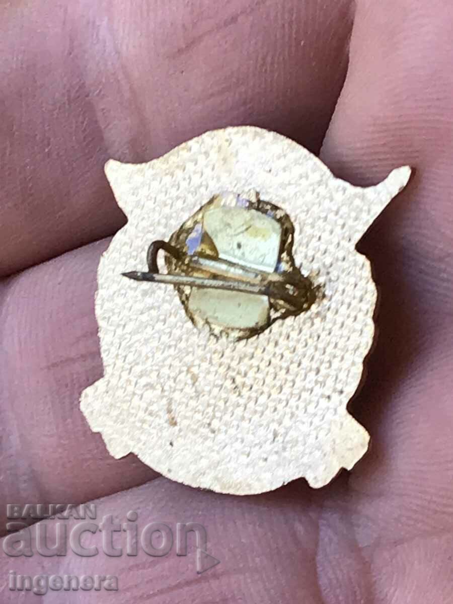 Delivery of MNH AWARD BADGE WITH HEALTHCARE BOOKLET Delivery of MNH AWARD BADGE WITH HEALTHCARE BOOKLET