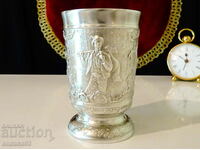 Pewter goblet with hunter and deer 10 cm.