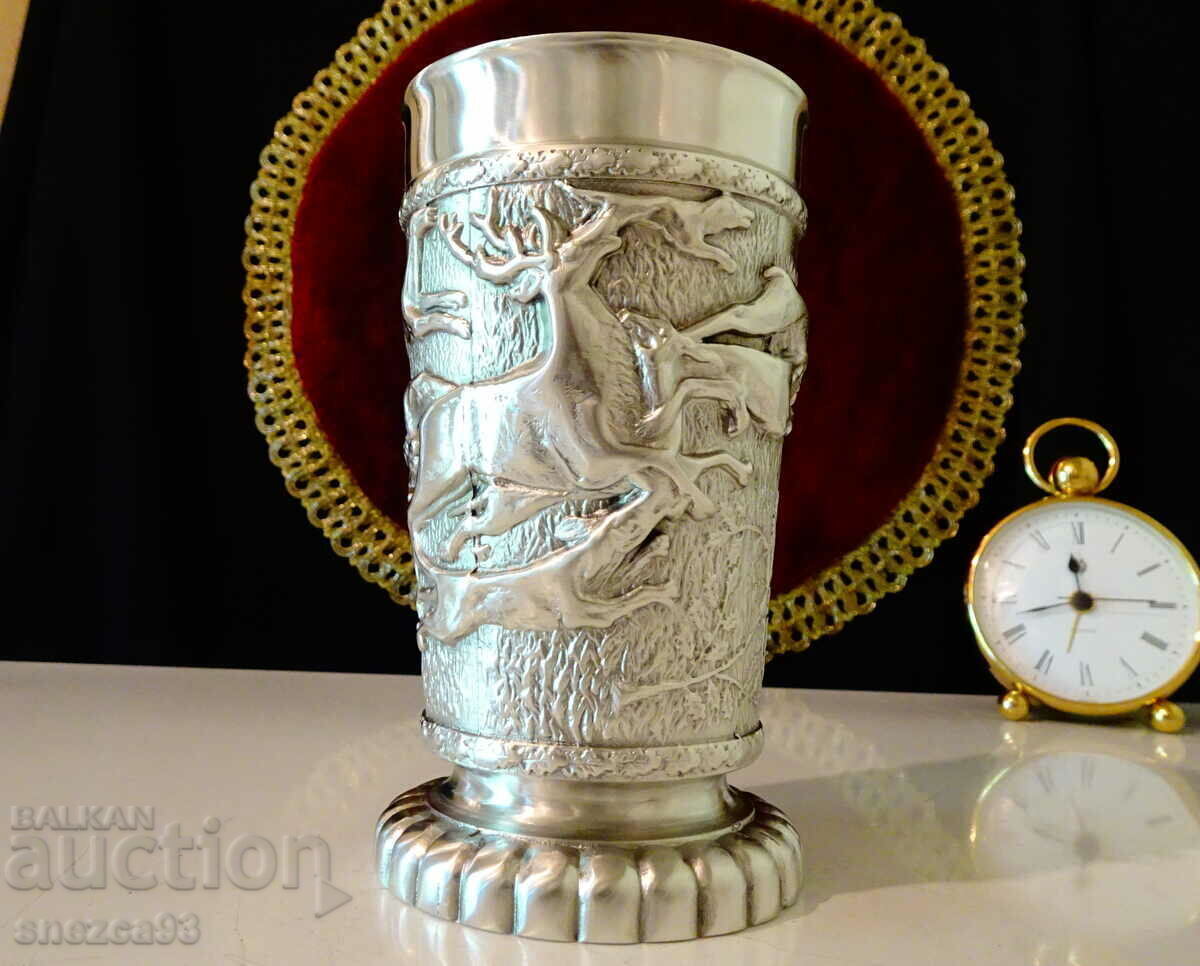 Delivery of Pewter mug/tankard with hunting scene masterpiece, author's work Delivery of Pewter mug/tankard with hunting scene masterpiece, author's work