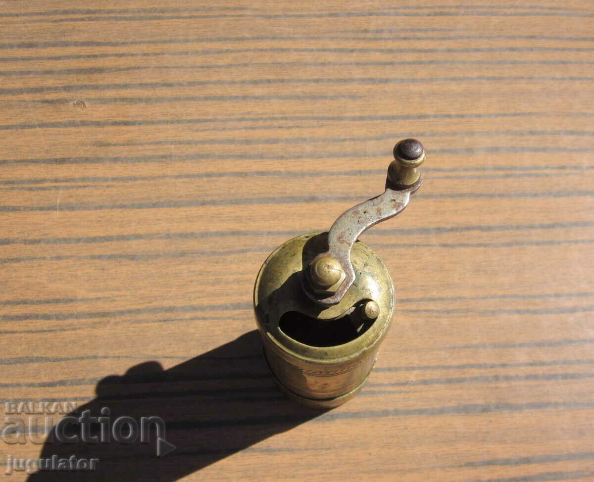 old small bronze mechanical pepper mill - 5