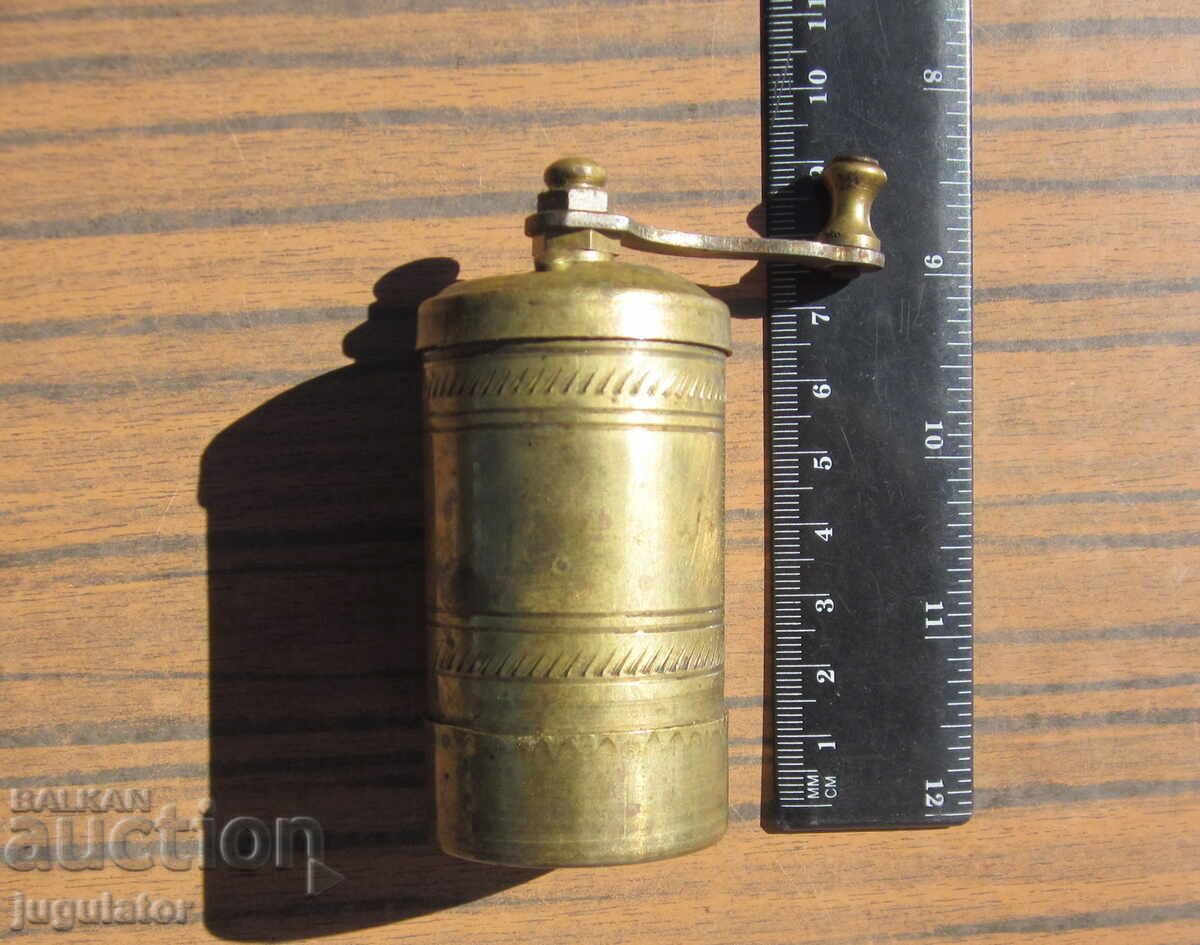 old small bronze mechanical pepper mill - 7