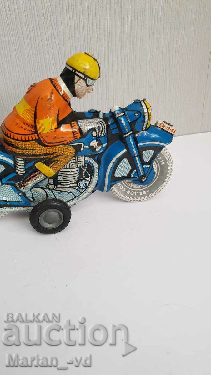 OLD TIN TOY MOTORCYCLE with price 50.00 BGN | € 25.56 OLD TIN TOY MOTORCYCLE with price 50.00 BGN | € 25.56