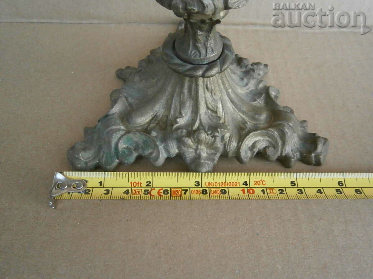 Auction  solid baroque bronze base of candlestick lamp