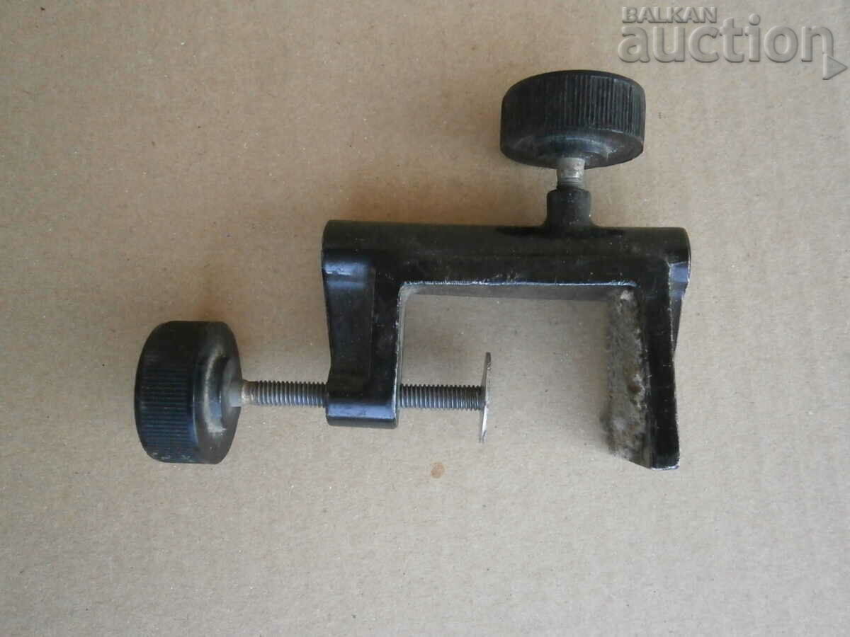 bracket stand for drafting industrial lamp with price 25.00 BGN | € 12.78 bracket stand for drafting industrial lamp with price 25.00 BGN | € 12.78