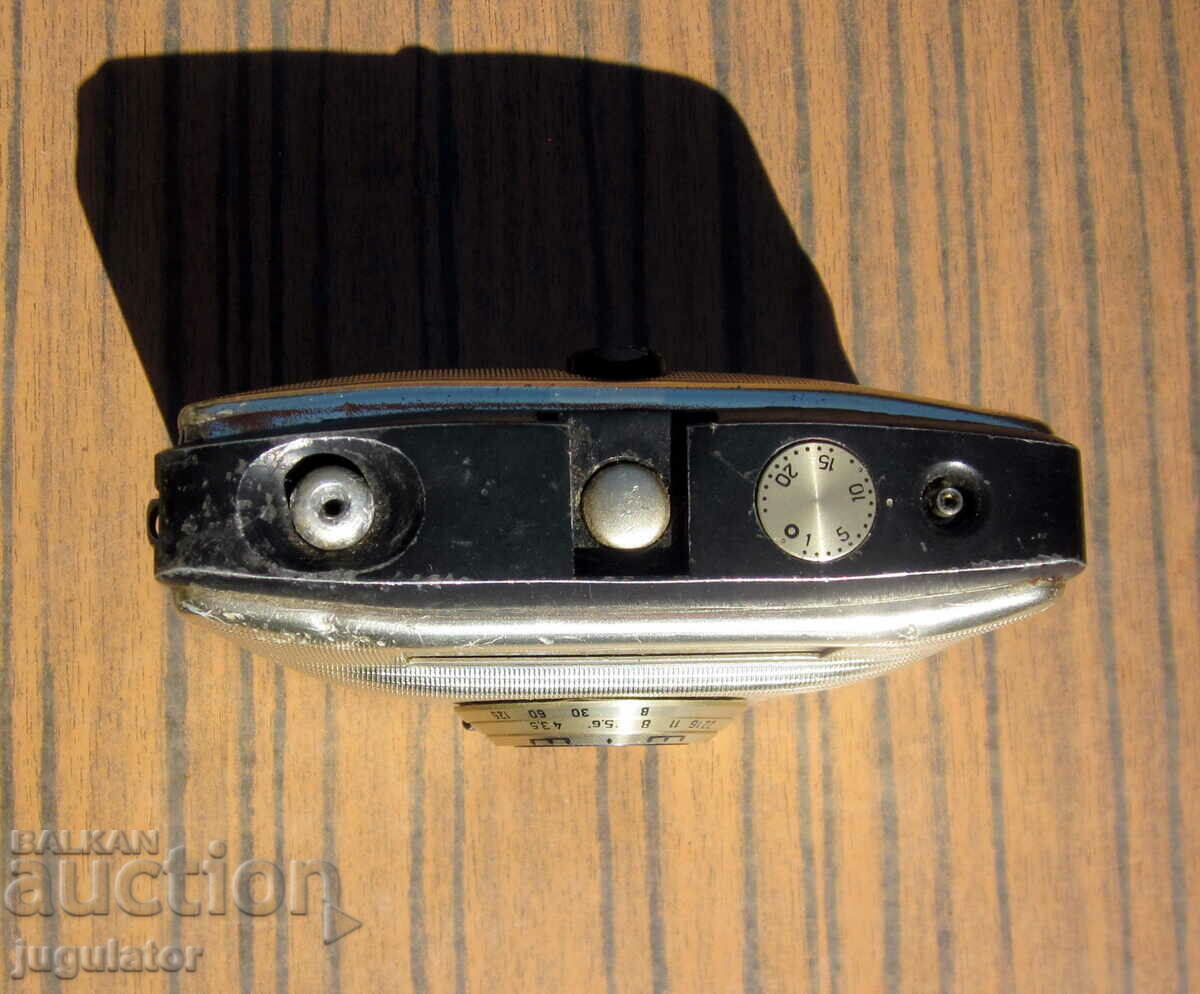 Auction  old German camera PENTACON PENTI I