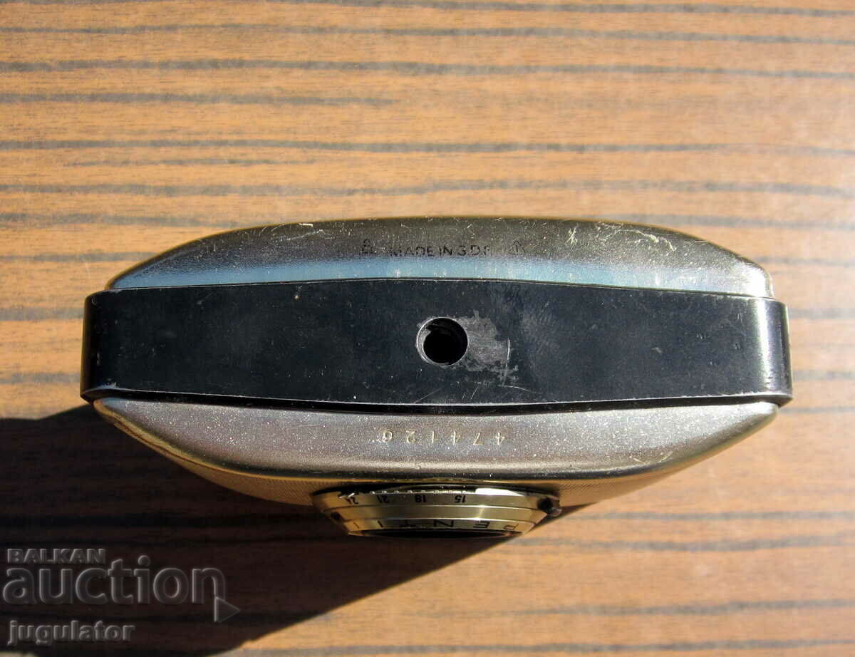 Delivery of old German camera PENTACON PENTI I