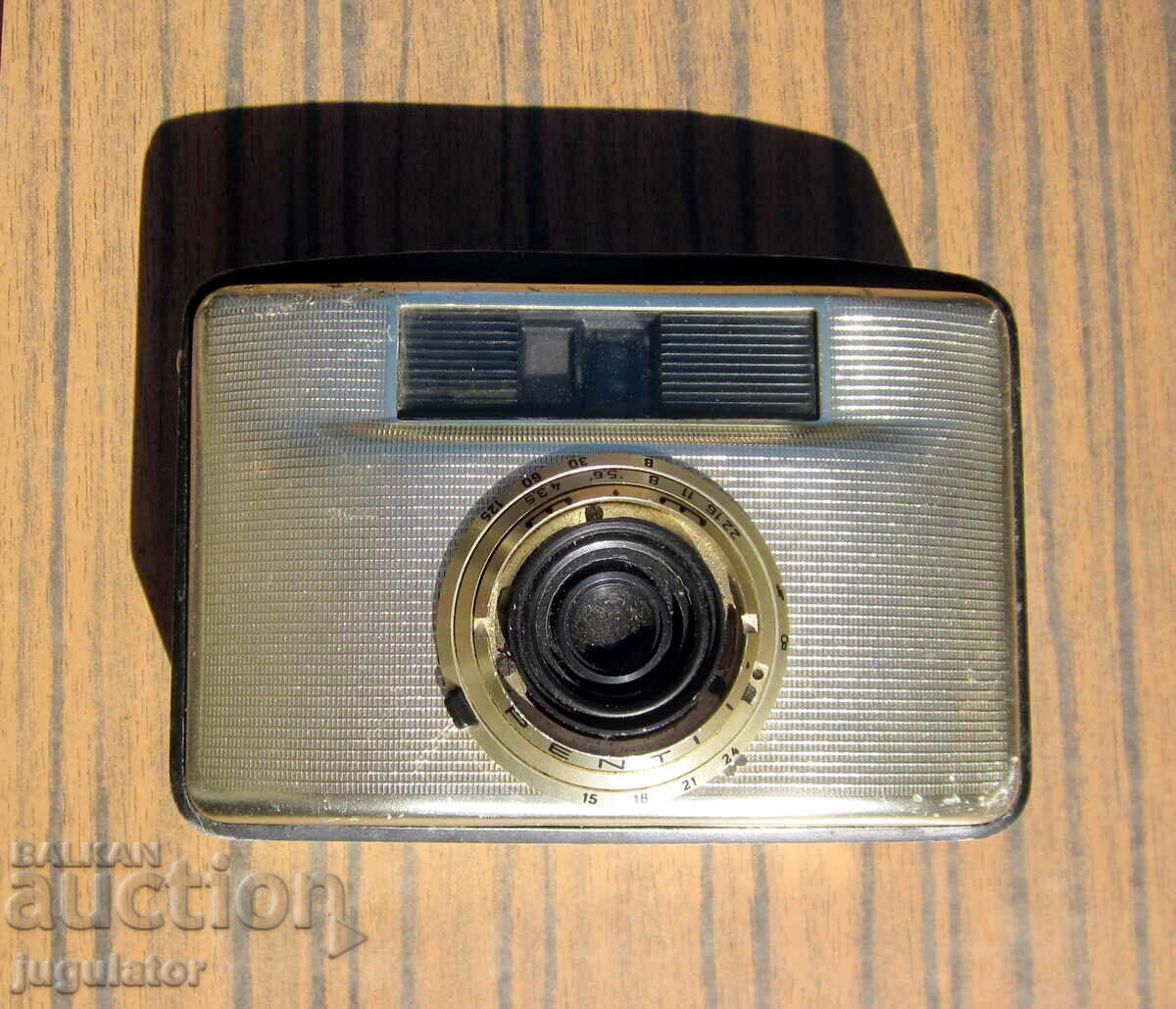 стар Германски фотоапарат PENTACON PENTI I