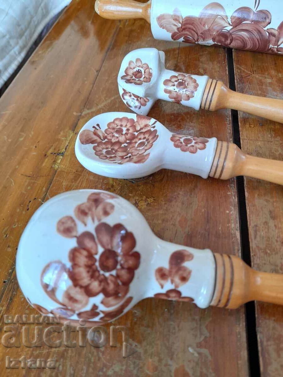 Παλιά σκεύη κουζίνας, εργαλεία με τιμή 120.00 BGN | € 61.36