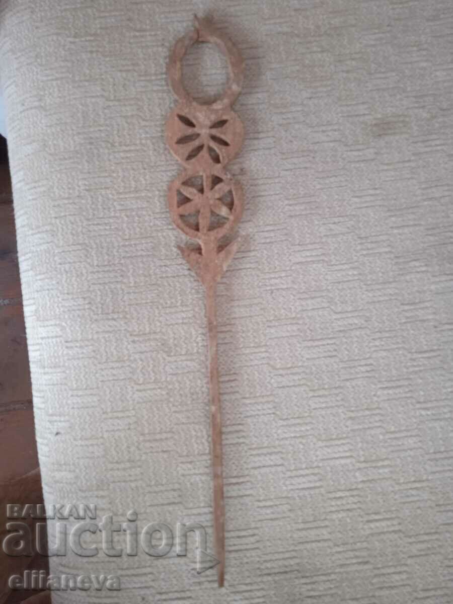 Wooden spindle 50cm