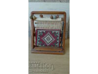 Loom - vertical carpet weaving - reduced copy