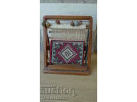 Loom - vertical carpet weaving - reduced copy