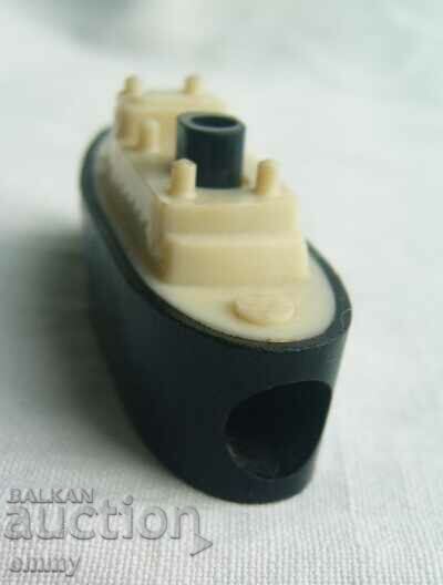 Auction Collector's pencil sharpener - boat Auction Collector's pencil sharpener - boat